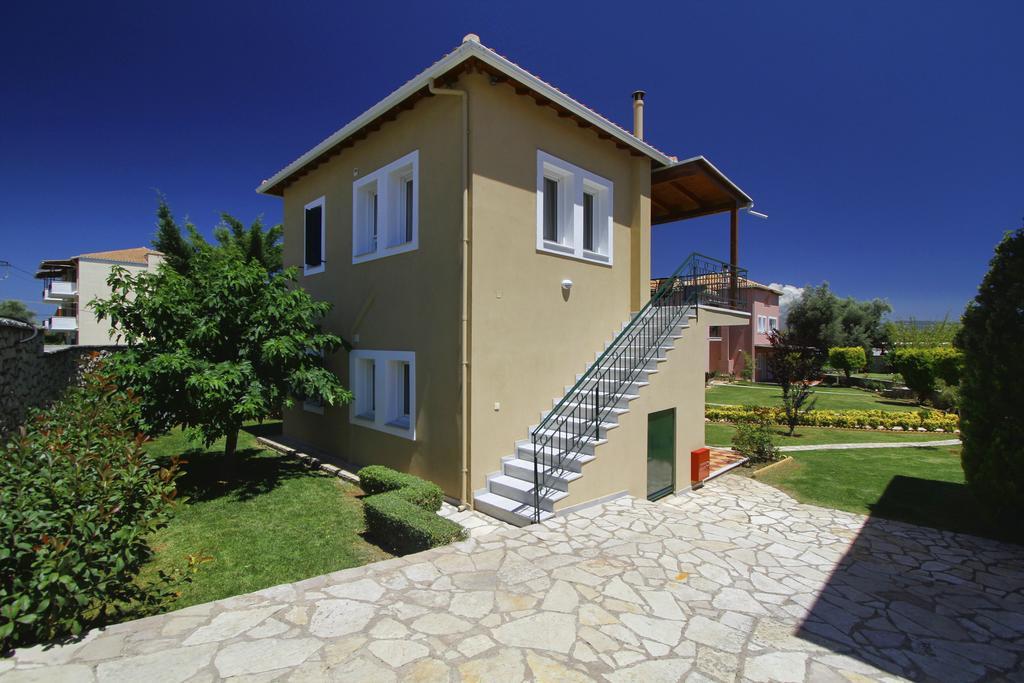Saint Thomas Village Лефкада Екстериор снимка
